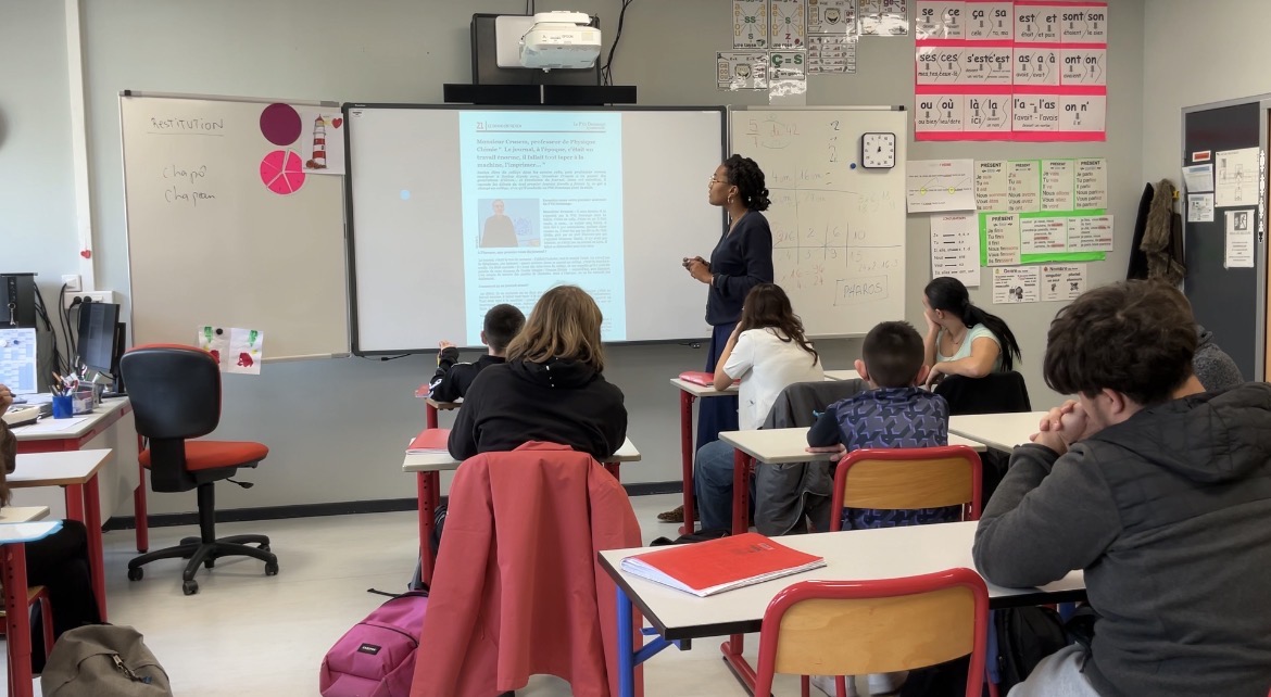 Au collège Victor Demange, les élèves profitent d’une résidence journaliste pour repenser leur journal scolaire
